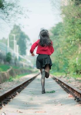美女一区在线_4K电影免费在线
