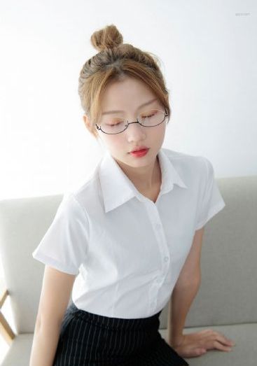 亚洲爆乳一区二区三区男人吃奶_4K在线手机播放